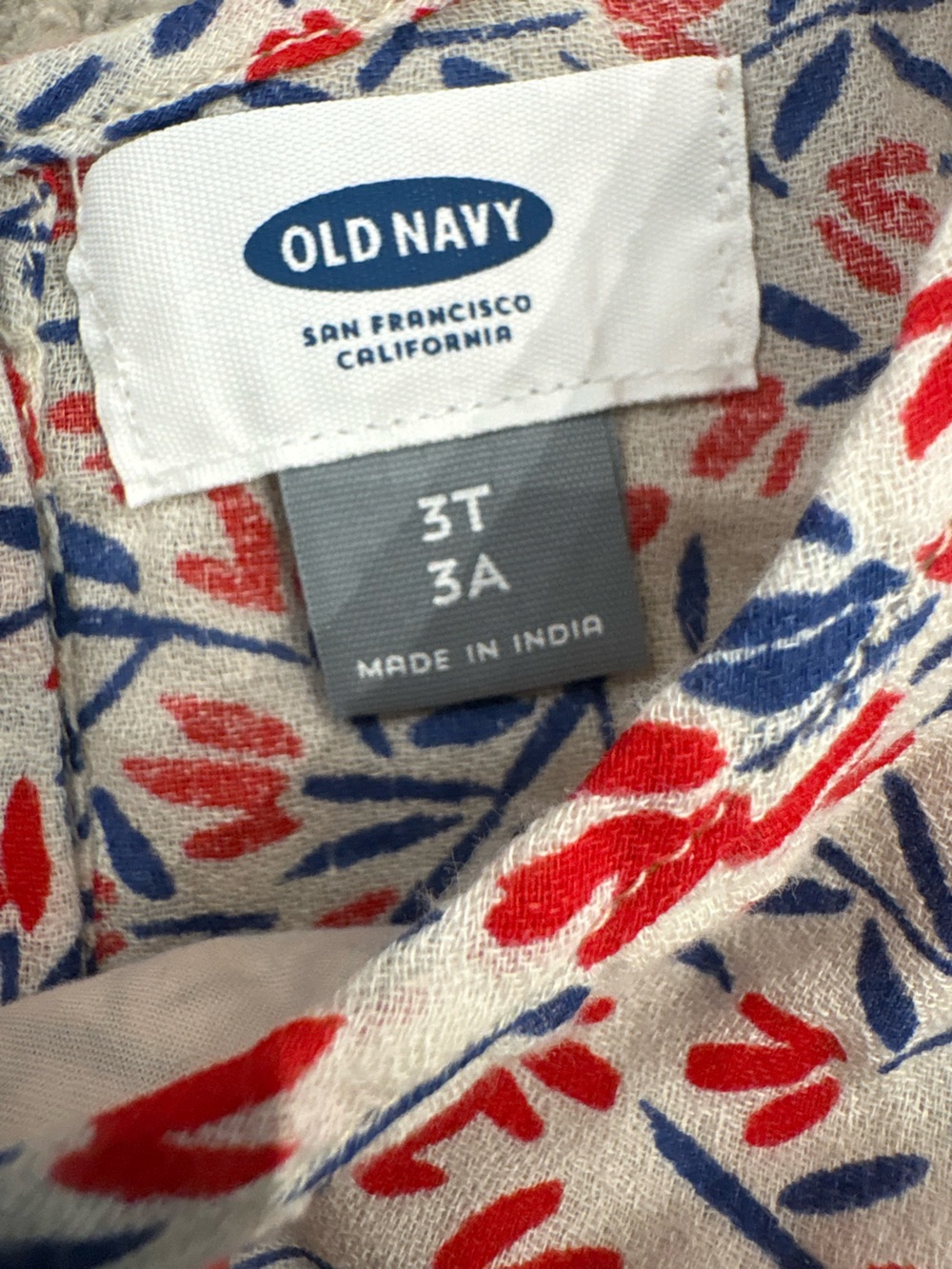 Old Navy Kids Sleeveless Tie-Front Top - Size 3T - Picture 3 of 4
